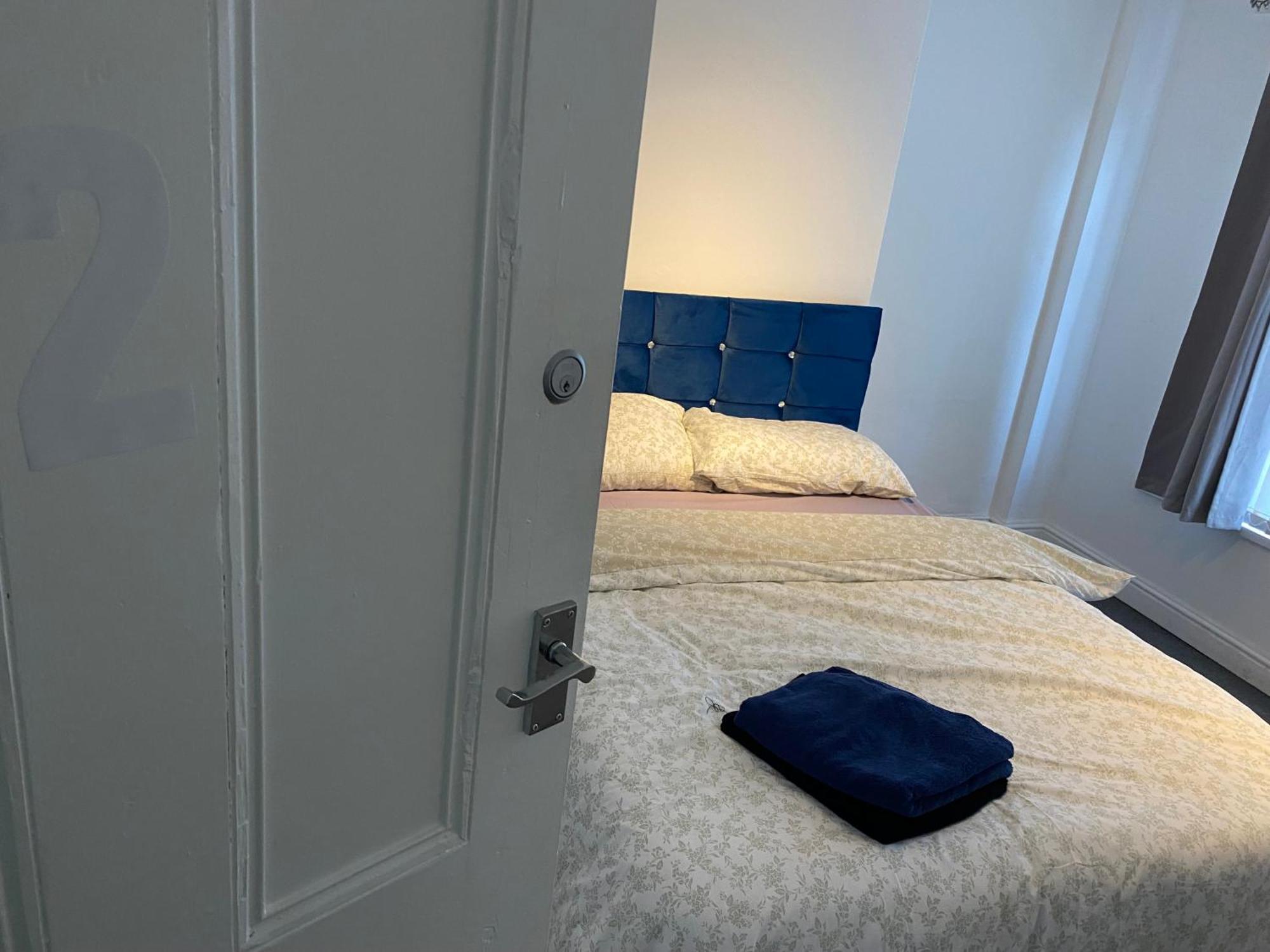 Marvellous Room 2 Stoke-on-Trent Exterior photo